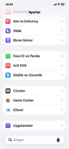iPhone Ayarlar ekranındaki Uygulamalar menüsü